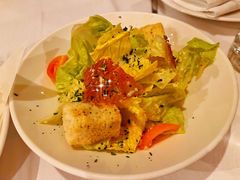 经典凯撒沙拉配香脆火腿-WOLFGANG PUCK KITCHEN & BAR(迪士尼小镇店)