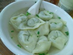 荠菜肉馄饨-潘国仙耳光馄饨(黄家阙路店)