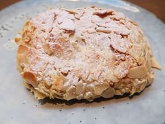 杏仁羊角-BAKER&SPICE(国金中心商场店)