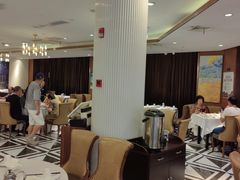 -老人和饭店(淮海中路店)
