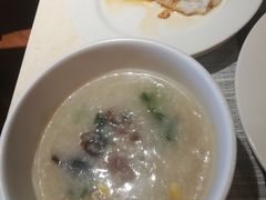 -广州中心皇冠假日酒店
