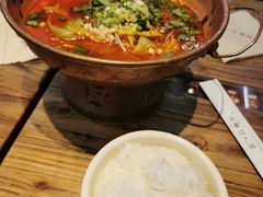 -成都你六姐·牛肉冒菜(上海环宇荟店)