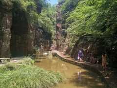 -龙潭大峡谷