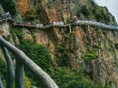 -玻璃桥景区石牛寨