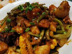 -老码头黑皮肘子锅包肉(赣水路店)