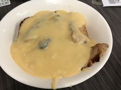 猪颈肉芝士捞公仔面-新记餐厅(香槟大厦店)