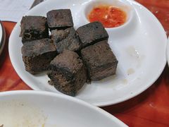 -芦茨金富饭庄·25年老字号·专做稻草鸡