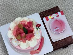 -花花卷卷·鲜食蛋糕(泉屋店)