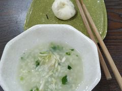 -舒小笼松针小笼包