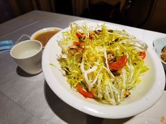 桃仁苦菊菜-老人和饭店(淮海中路店)
