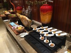-南湖名都·景湖轩全日制餐厅·海鲜自助·东南亚风味·临湖而食