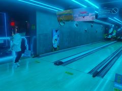 -世代星球·保龄球·镭战真人CS·团建(杨浦店)