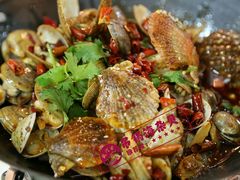 吊锅海杂贝-地方名吃海鲜大馅蒸饺(北戴河店)