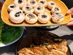-草家酱蟹炭火烤肉店(珲春南路一店)