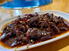 -大众跷脚牛肉馆·非遗传承单位(峨眉山店)