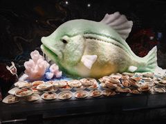 -雍容荟帝王蟹活龙虾展台自助(IFS黑金店)