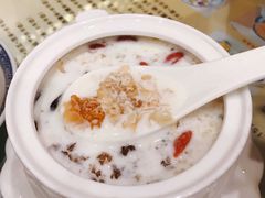 -广信牛奶甜品世家(台东店)