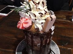 爆炸巧克力-MIKAKU(万达广场上海宝山店)