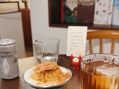 -Café Monson