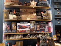 -九又四分之三站台哈利波特商店