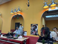 -Devilhands Barbershop男士理容店