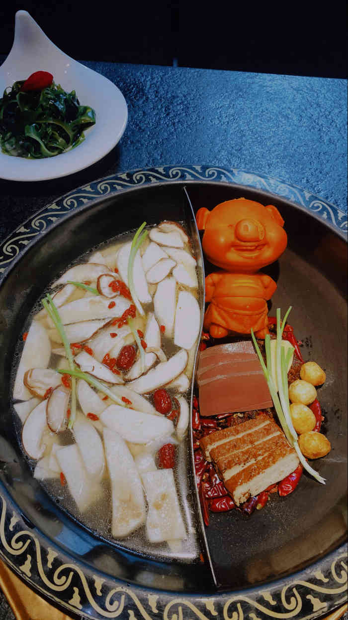 大巴山火锅(老门东店)