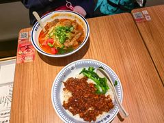 卤肉饭-遇见小面(凯德广场店)