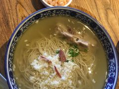 -新梅华·茶点餐厅(欧尚店)