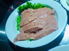 小香肠-马路牙子地桌烤肉(工体店)