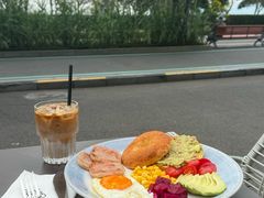 -ommo cafe(半岛城邦店)