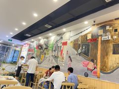 大堂-江城燕子大排档(江汉路步行街店)