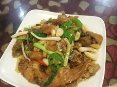 煎焖鱼块-年辉渔村