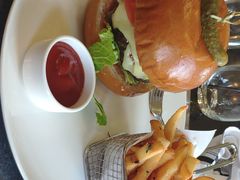 -WOLFGANG PUCK KITCHEN & BAR(迪士尼小镇店)