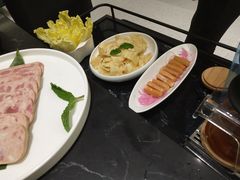 WM豆油皮-红鼎豆捞·非遗鲍皇汤火锅(宝丰路店)