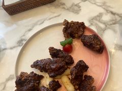 粤式牛仔粒-荷塘秋月·本帮江浙菜(国权路店)