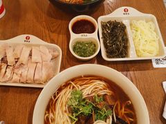 -李先生牛肉面大王(上海站南广场店)