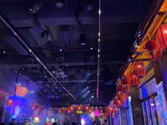 -喜鹊音乐酒馆(西街店)