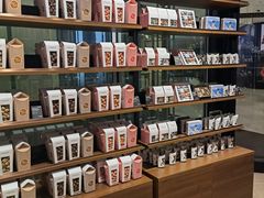 零售区-Laderach 莱德拉(上海环贸iapm店)