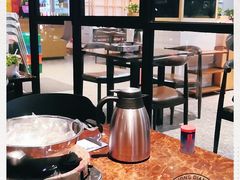 -胡须佬鸡煲四季火锅(海雅缤纷城店)
