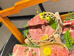 -山川小町·极番烧肉(新地假日广场店)