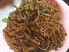 干炒牛河-悦来悦牛潮汕牛肉火锅(大浪店)
