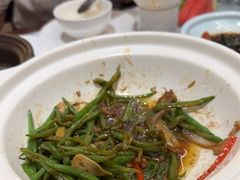 -小菜园新徽菜(宜兴八佰伴店)