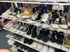 -唯品仓(东山锦轩·现代城店)