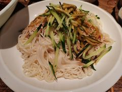-麻辣总动员·川派海鲜·现炒浇头面·自贡菜(五彩城店)