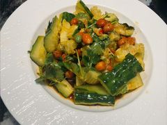 -新白鹿餐厅(百联中环店)