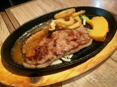 -玛格萝妮(汇智国际商业中心店)