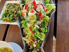 -Green Tree Rest. & Pub