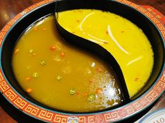 -万小鍋·酸汤肥牛火锅(苏宁广场店)