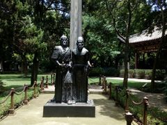 -汇龙潭