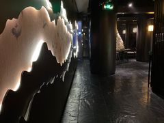 -余欢领鲜火锅(新街口店)